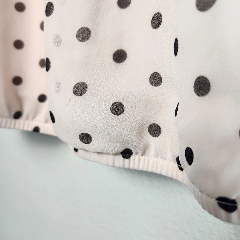 Express Pink Polka Dots Blouse - Picture 4 of 5